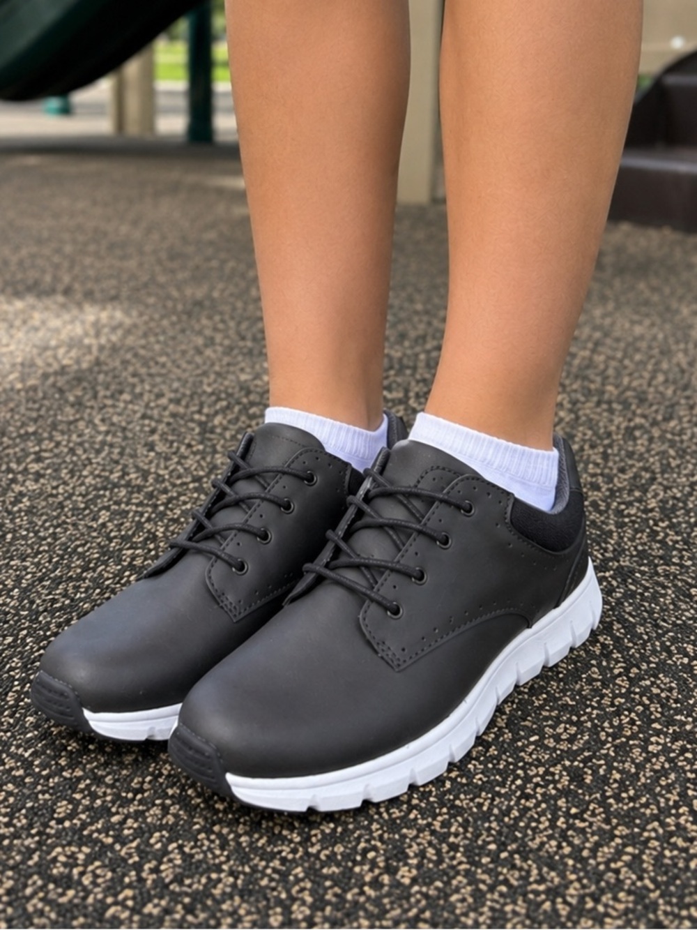 Stride Rite Sr Cru Kids Black and White Lace-Up Sneakers
